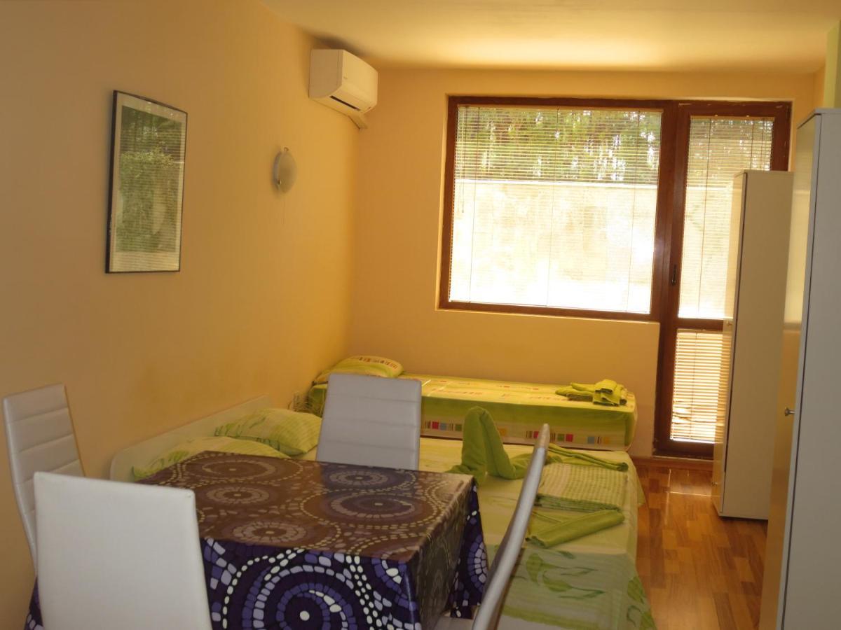 Fantasy Apartments Saint Constantine And Helena Resort 圣君士坦丁和海伦那 外观 照片
