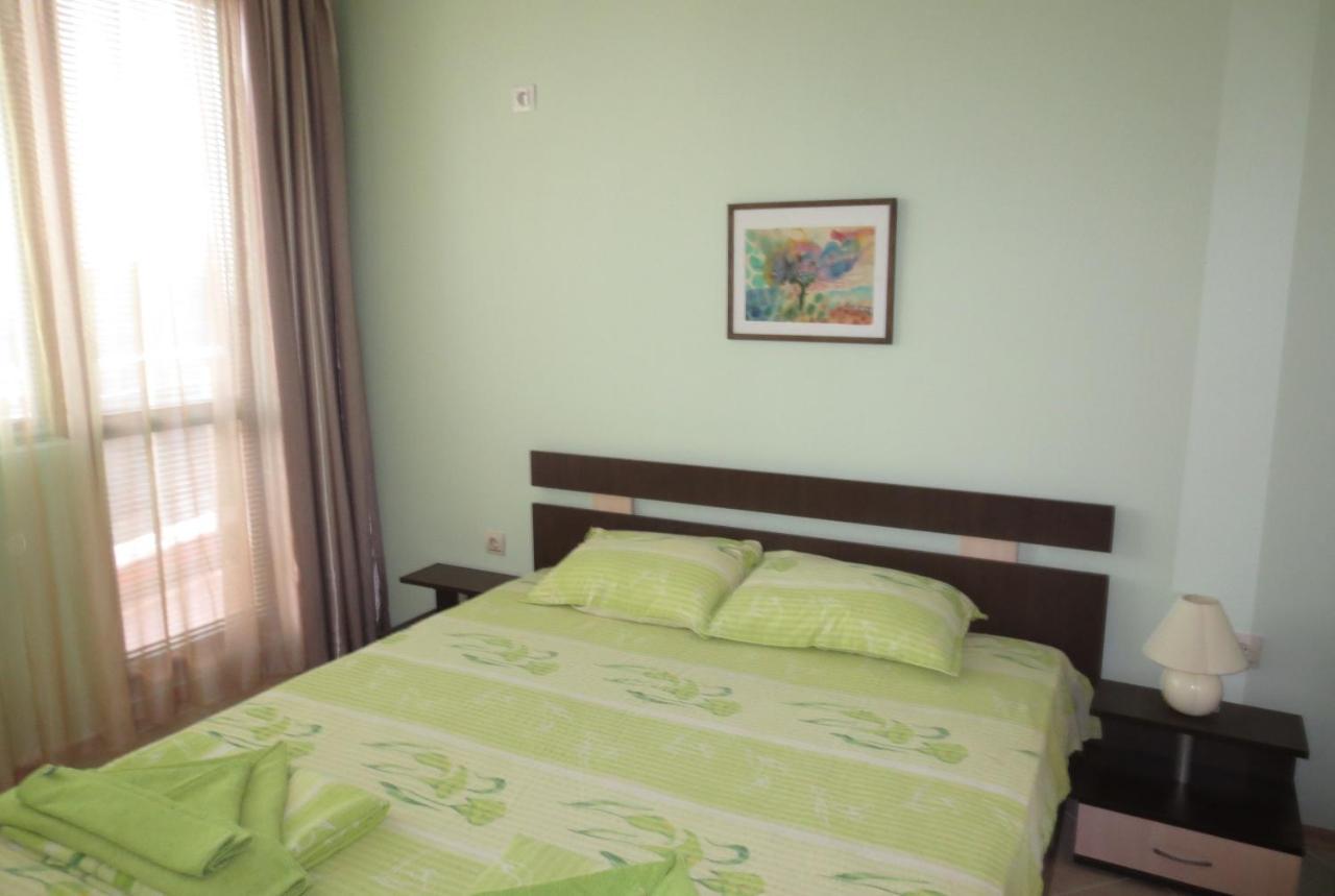 Fantasy Apartments Saint Constantine And Helena Resort 圣君士坦丁和海伦那 外观 照片