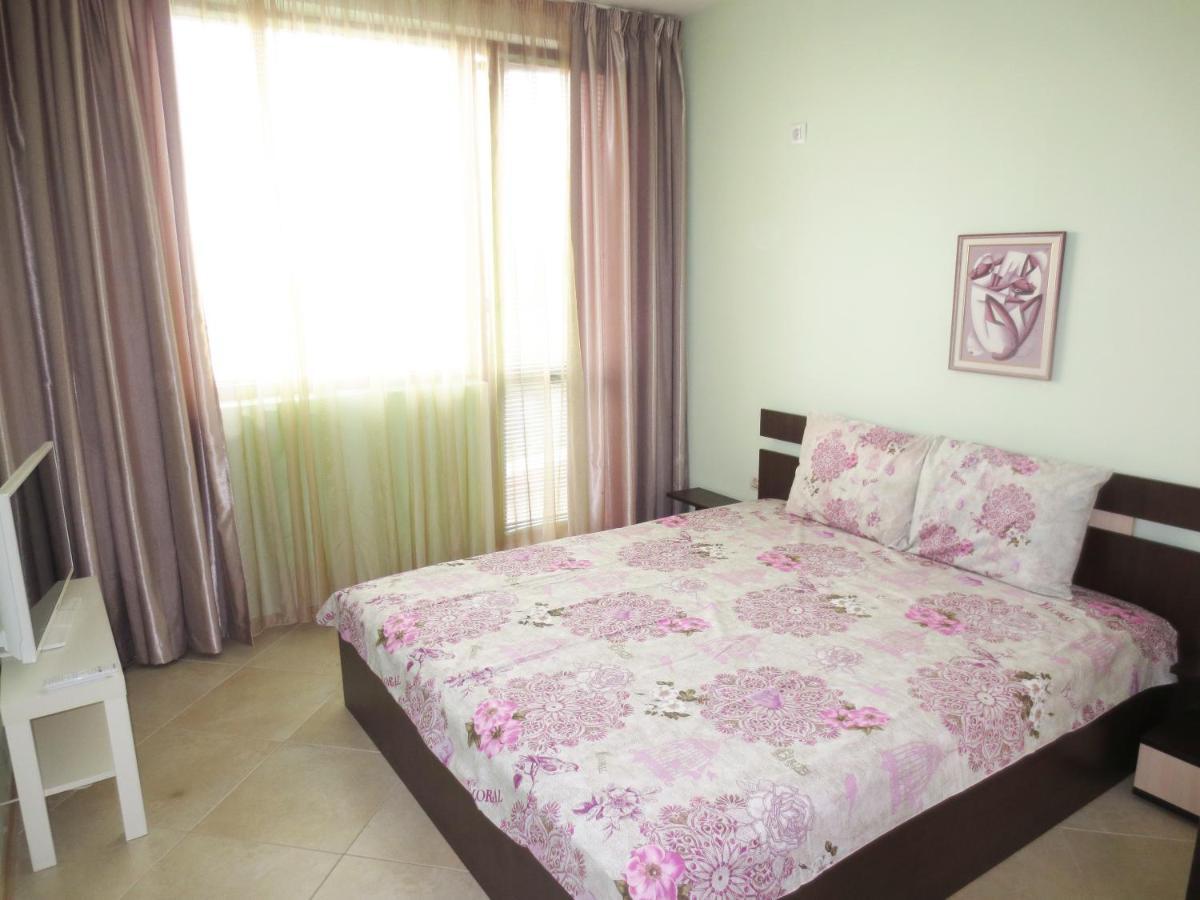 Fantasy Apartments Saint Constantine And Helena Resort 圣君士坦丁和海伦那 外观 照片